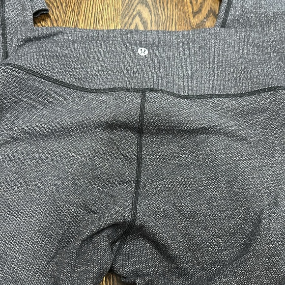 Lululemon Wunder Under leggings - Picture 4 of 7